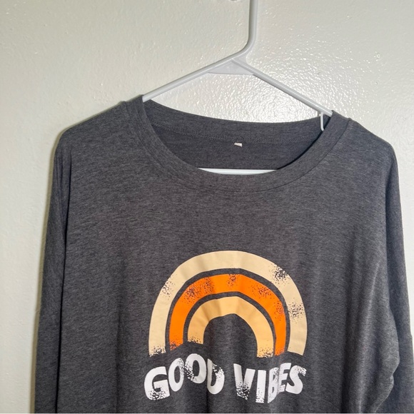 Crewneck Sweatshirt Gray Orange Rainbow Good Vibes M - Picture 4 of 12